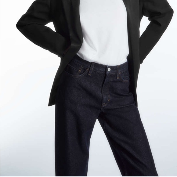 SOLD COS Arch Jeans - Tapered, Size 28 - Picture 3 of 6